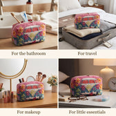 Four ways to use the toiletry bag: bathroom, travel, makeup, little essentials